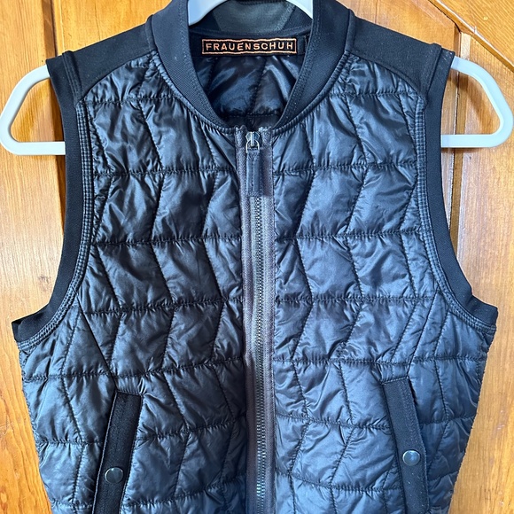 Frauenschuh Women's Quilted Vest, size 0